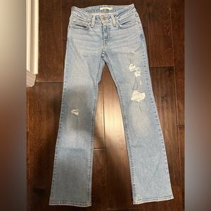 ✨Levi’s Superlow Boot Destroyed Denim